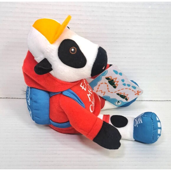 Chick-fil-A Summer 2023 Plush Scout Traveler Cow Doll Toy Eat Mor Chikin LIMITED - Picture 3 of 4